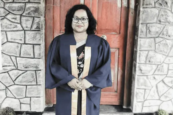 பண்டாரவளையில் மோட்டார் சைக்கிள் விபத்தில் ஆங்கில ஆசிரியர் செல்வி சண்முகவேல் பிரஷாந்தி பலி – கலை உலகிற்கு பெரும் பேரழப்பு