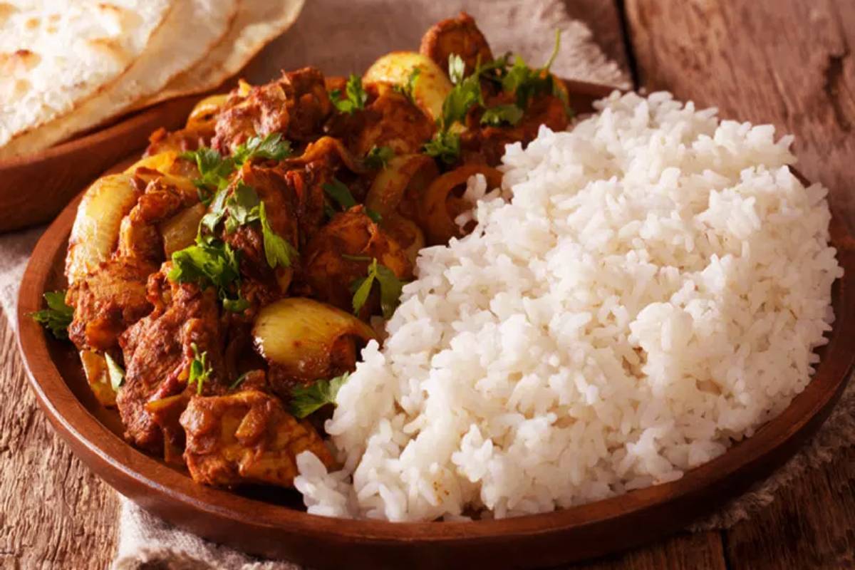 எவ்வளவு சாப்பிட்டாலும் ஒல்லியா இருக்கீங்களா? 15 நாட்களில் உடல் எடை அதிகரிக்க உதவும் உணவு முறைகள்