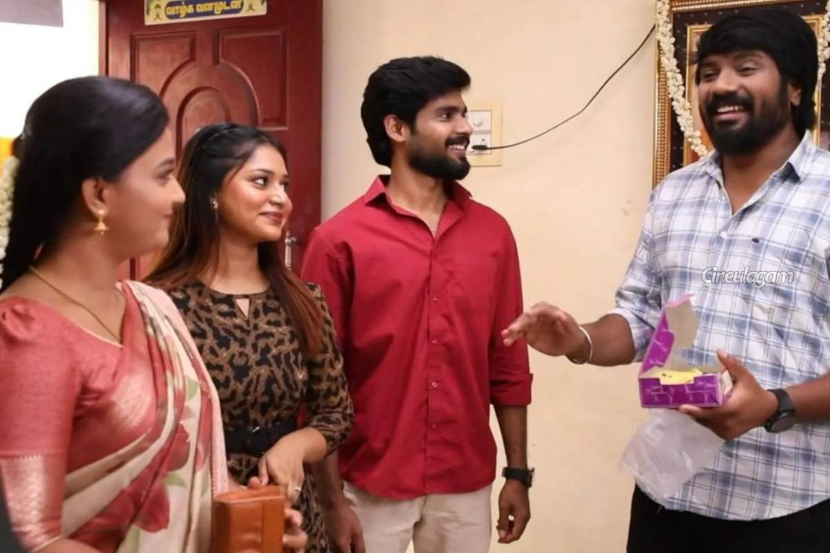 சிறகடிக்க ஆசை சீரியல்: சந்தோஷ செய்தி கொடுத்த மீனா, விஜயாவின் ஆத்திர நடவடிக்கை