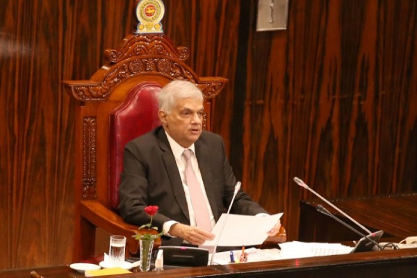 அறுவைச் சிகிச்சைக்கு பின் நாட்டு மக்களுக்கு நன்றி தெரிவித்தார்