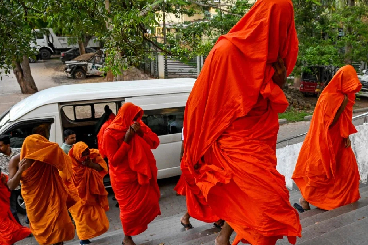 பௌத்த பிக்குகளை பயன்படுத்தி போதைப்பொருள் கடத்தல் சதி விசாரணையில் அதிர்ச்சி தகவல்கள் வெளிச்சம்!