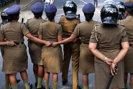 பெண் பொலிஸ் அதிகாரிக்கு பாலியல் துன்புறுத்தல்; நீதிமன்றத்தின் அதிரடி உத்தரவு பரபரப்பு