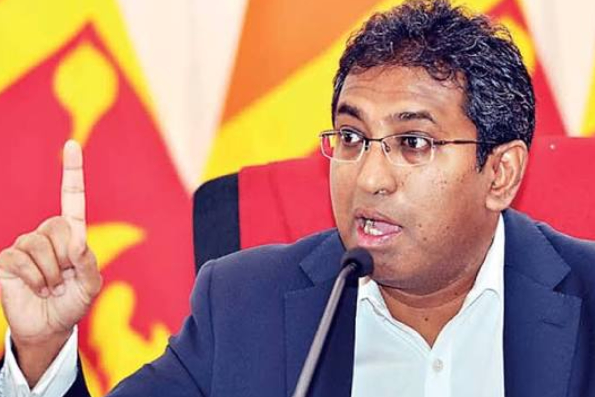 புதிய வரிக் கொள்கையால் தேங்காய் ஏற்றுமதி துறைக்கு பாதிப்பு ஏற்படும் அபாயம்: ஹர்ஷ டி சில்வா எச்சரிக்கை