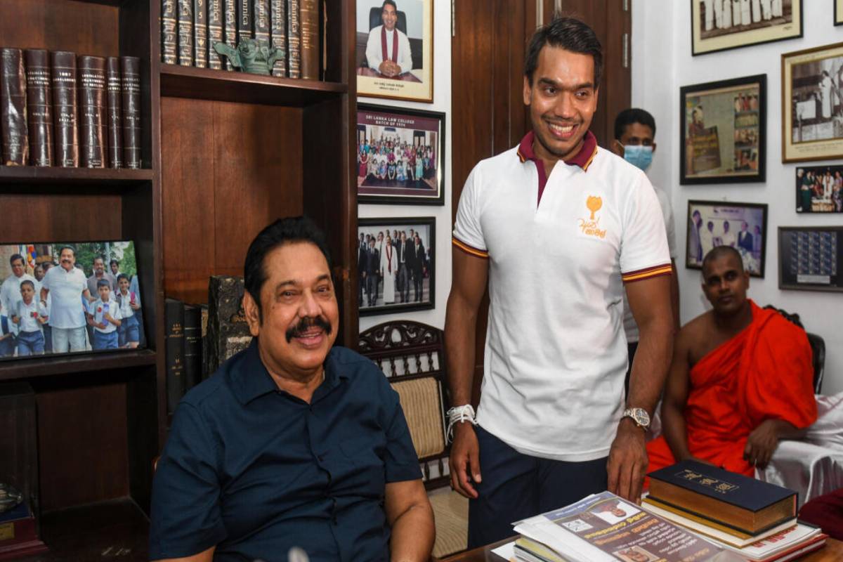 நாமல் ராஜபக்ச தொடர்பில் அவதூறு பரப்பப்படுவதாக குற்றப்புலனாய்வு திணைக்களத்தில் முறைப்பாடு