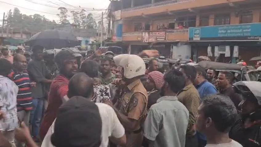 கொட்டக்கலையில் திருமண மண்டபத்தில் மோதல்: பொலிஸாரை தாக்கிய பேர் கைது