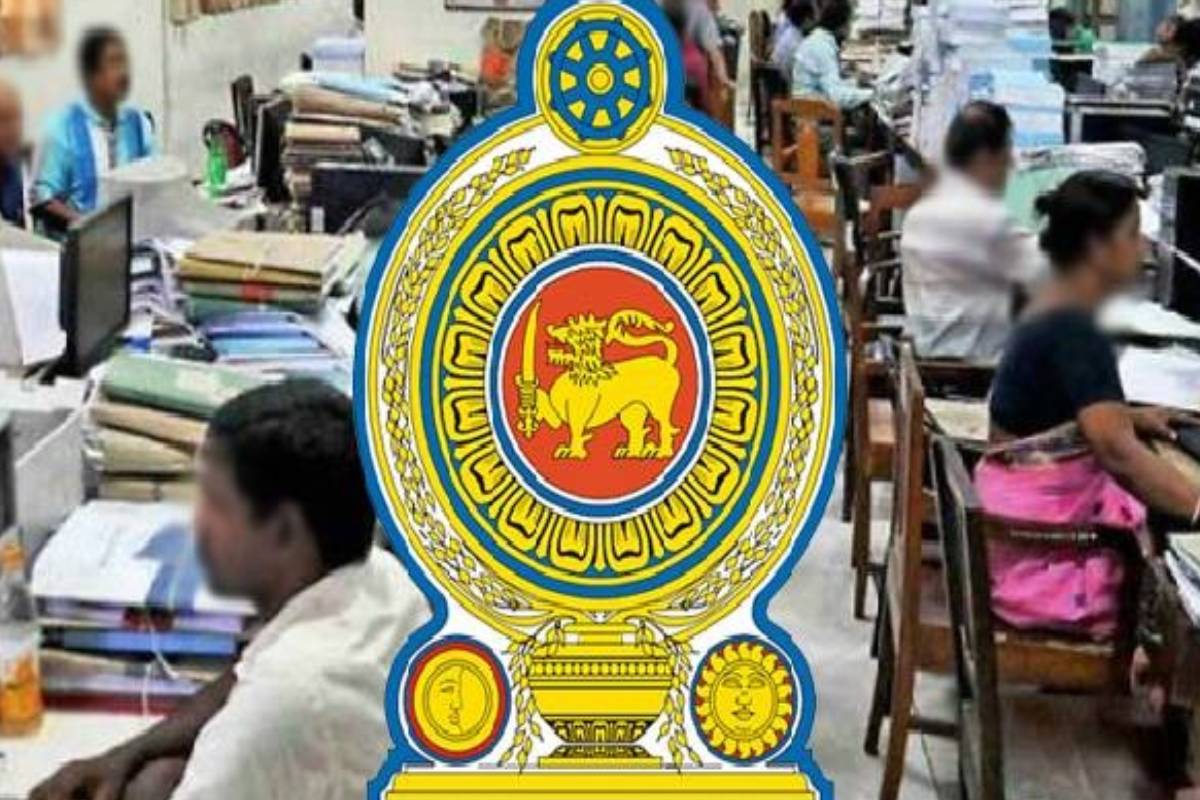அரச ஊழியர்களின் ஓய்வுபெறும் வயதில் மாற்றம் குறித்து அரசாங்கம் பரிசீலனை
